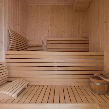 Feriendomizil Im Luftkurort - Ferienhaus-sauna-see-onsenbad Holiday home Krakow am See