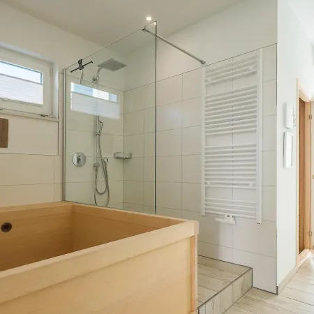 Holiday home Feriendomizil Im Luftkurort - Ferienhaus-sauna-see-onsenbad *