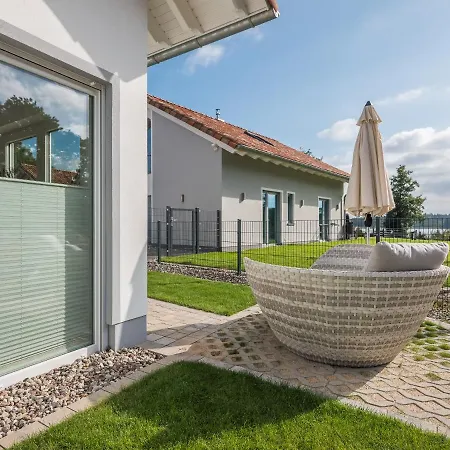 Feriendomizil Im Luftkurort - Ferienhaus-sauna-see-onsenbad Holiday home Krakow am See